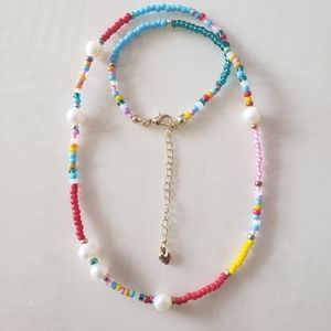 Pretty necklace handcrafted,  freshwater pearls